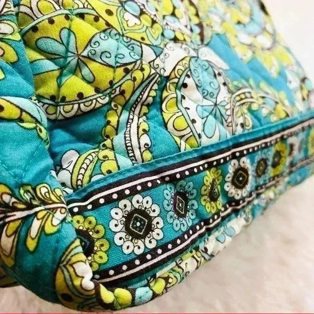 Vera Bradley Turquoise Yellow Paisley‎ Floral Print Quilt Shoulder Purse